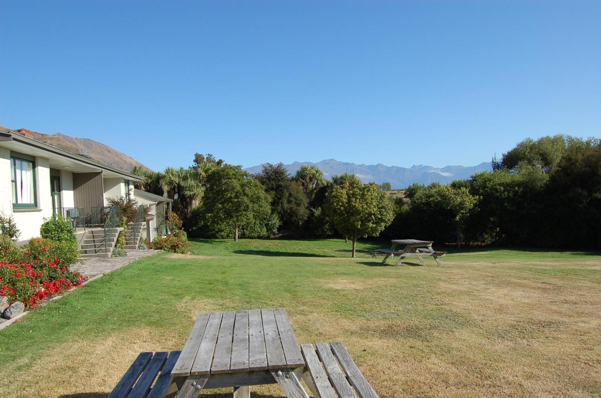 Wanaka Top 10 Holiday Park Kültér fotó