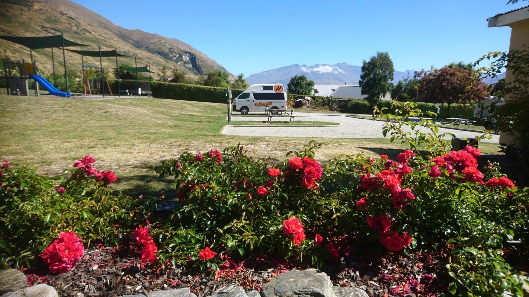 Wanaka Top 10 Holiday Park Kültér fotó