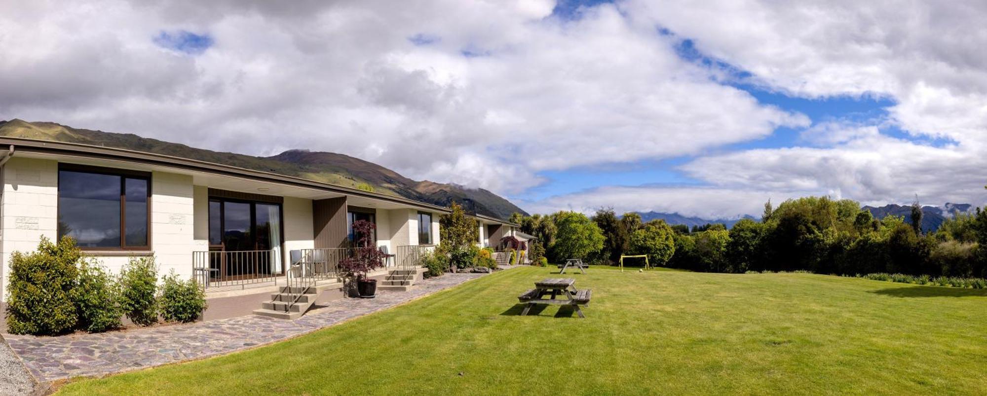 Wanaka Top 10 Holiday Park Kültér fotó